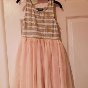 girls dress
